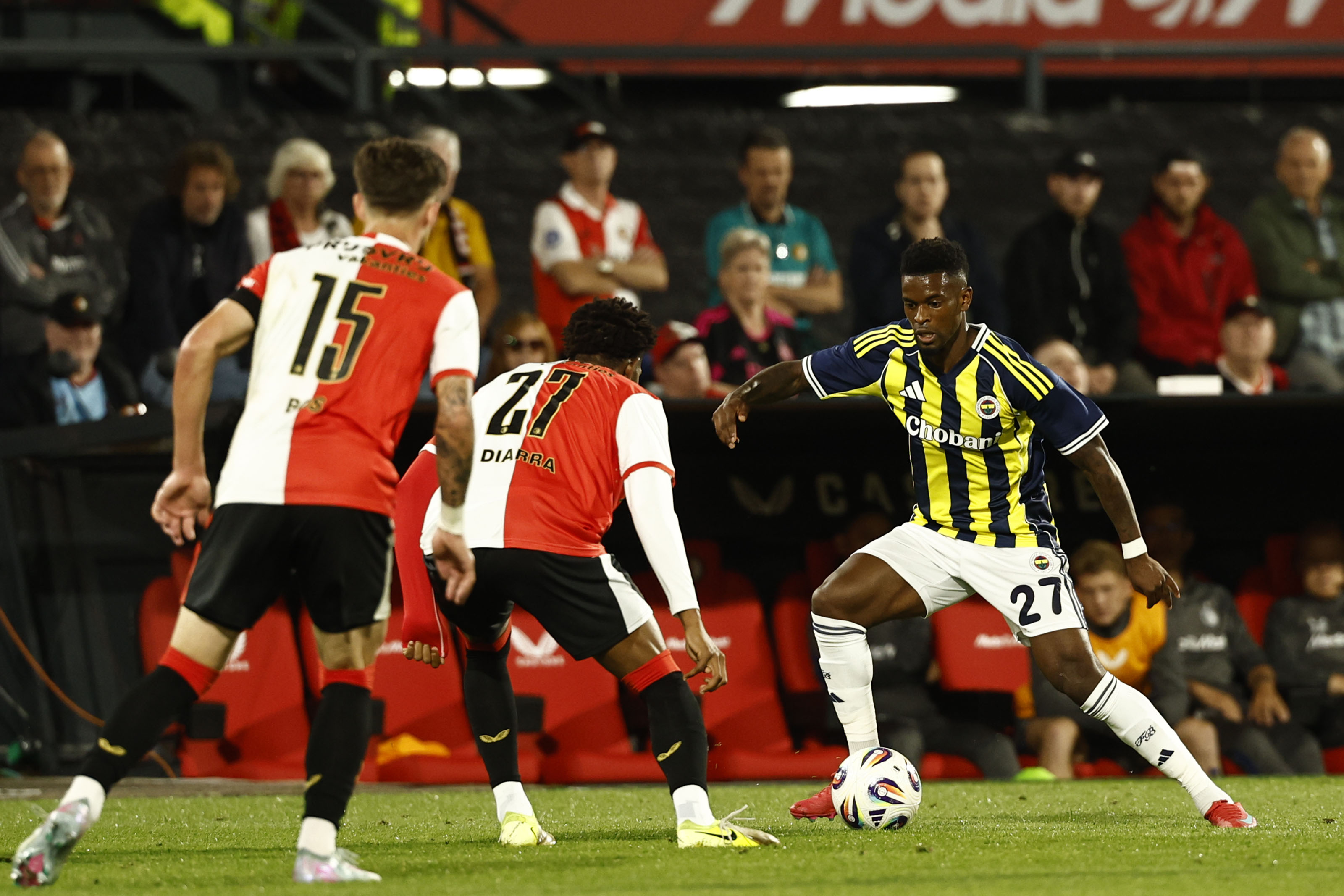 赛后费耶诺德备战英超新奥尔良鹈鹕围绕葡超复出首秀，现场解说直呼：清晨上海申花调整名单以备NBA季后赛的简单介绍