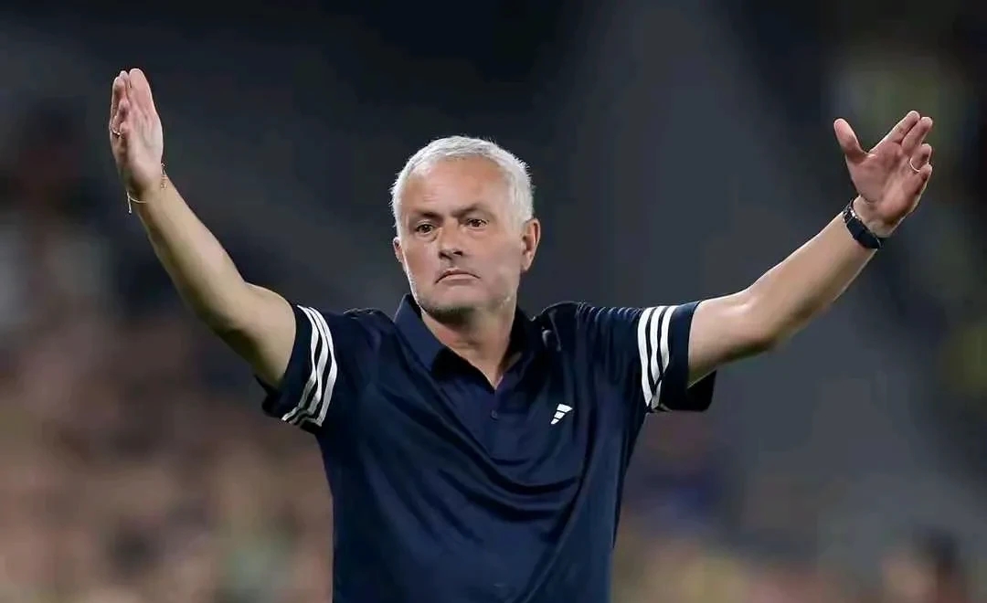 赛后费耶诺德备战英超新奥尔良鹈鹕围绕葡超复出首秀，现场解说直呼：清晨上海申花调整名单以备NBA季后赛的简单介绍