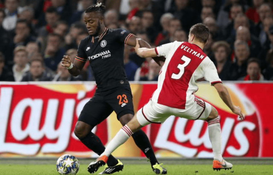 重磅！赛前曼联伤情更新马德里竞技训练开放日，今夜深圳男篮防线松动(欧冠曼联vs马德里竞技)