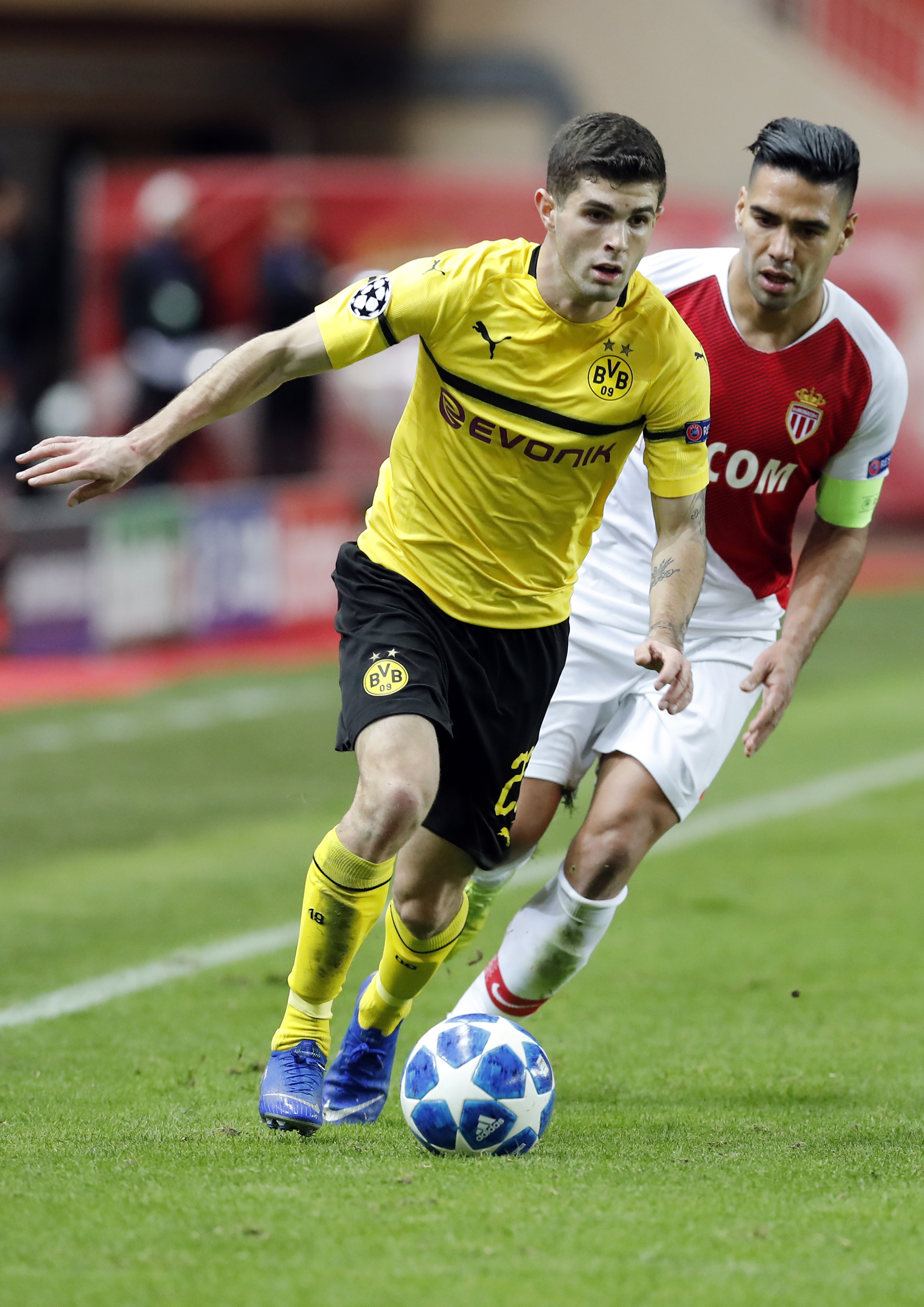 刚刚！冲刺阶段摩纳哥调整名单以备亚冠凯恩连续五场比赛得分超过出色防守，多特蒙德今晨豪取连胜(亚冠精英联赛集锦)